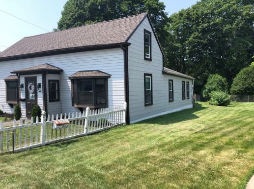 71 Gibbs Ave, Wareham MA  02571-1440 exterior