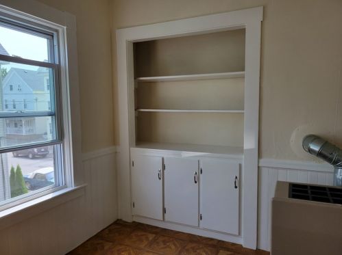 67 Winsor St, New Bedford MA 02744-1843 exterior