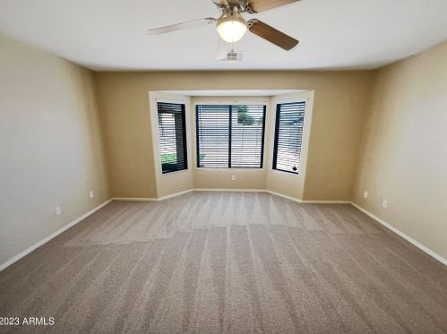 5730 27 Dr, Phoenix AZ 85045-4200 exterior