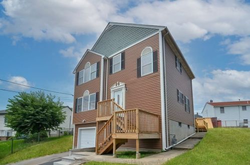17 Michael St, Fall River, MA 02721-4287