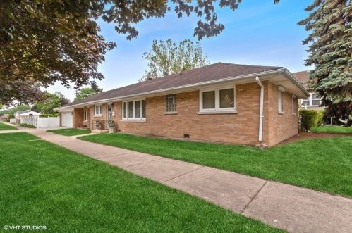 4001 Home Ave, Forest View, IL 60402-4344