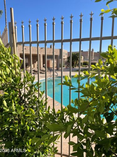 12611 41st Pl, Phoenix AZ  85032-7408 exterior