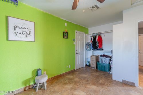 3013 Aster Dr, Phoenix AZ 85032-7332 exterior