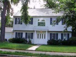 219 Spiers Rd, Newton, MA 02459-3705