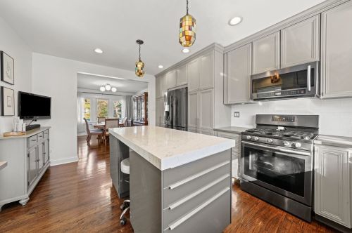 3111 Wenonah Ave, Forest View IL 60402-2930 exterior