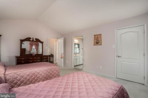 125 Sandpiper Ln, West Deptford NJ 08086-2196 exterior