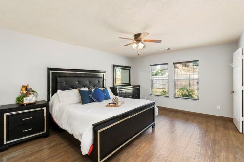 18134 Brightwood Park Ln, Richmond TX 77407-2293 exterior