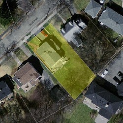 136 Oliver Rd, Newton MA  02468-2321 aerial view