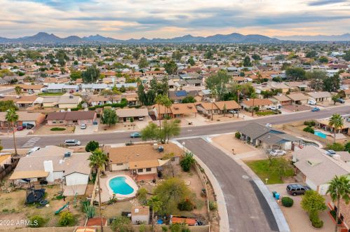 414 Behrend Dr, Phoenix AZ 85050-3992 exterior