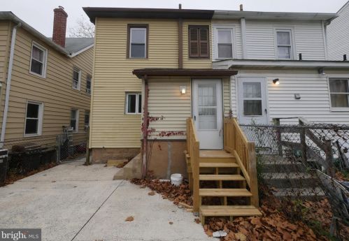 319 High St, West Deptford NJ  08096-2225 exterior