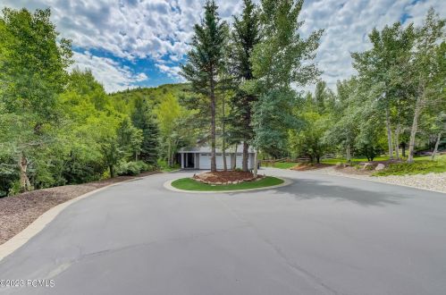 7794 Pinebrook Rd, Park City UT 84098-5348 exterior
