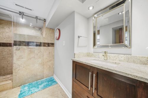 2541 Kenilworth Ave, Forest View IL 60402-2548 exterior