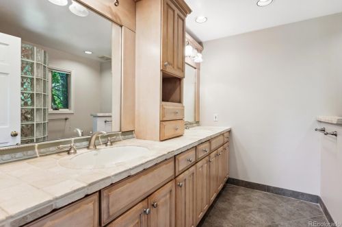 4655 Ogden St, Englewood CO 80113-5919 exterior