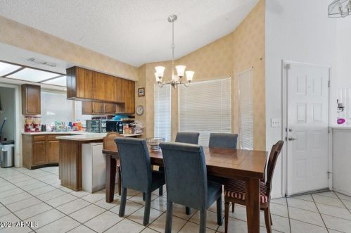 3856 Acoma Dr, Phoenix AZ 85032-4897 exterior