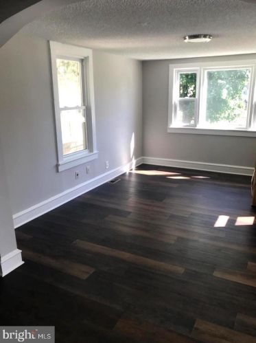 34 Bellevue Ave, West Deptford NJ  08096-3206 exterior