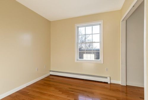 16A-16B Sigourney St, Worcester MA exterior