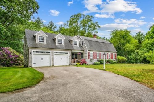 269 Prospect St, Hingham, MA 02061-1123