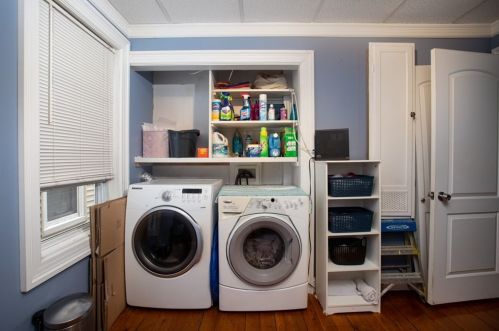 183 Thomas St, Fall River MA 02723-2404 exterior