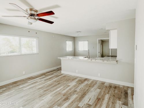 2221 27th St, Phoenix AZ 85008-4924 exterior