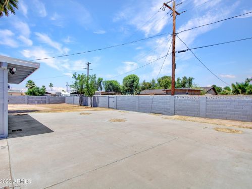 5526 Clarendon Ave, Phoenix AZ 85033-4118 exterior