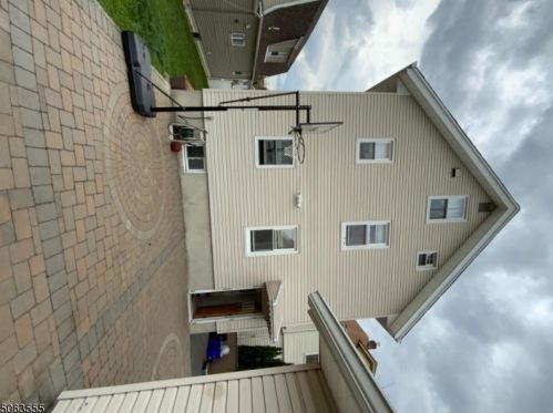 14 Oak St, Belleville NJ 07109-2659 exterior