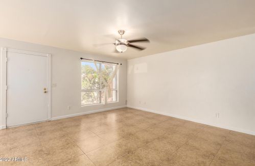 13217 3rd Way, Phoenix AZ  85022-5243 exterior