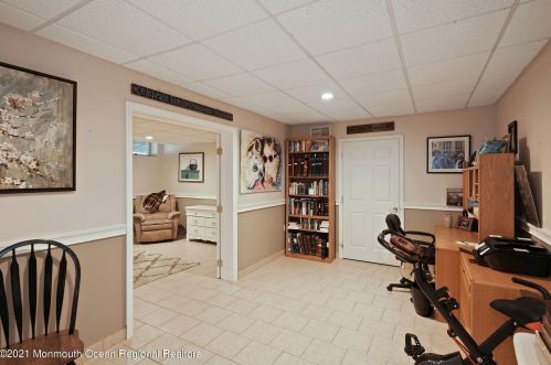 5 Mt Olive Ln, Jackson Twp NJ 08527-4835 exterior