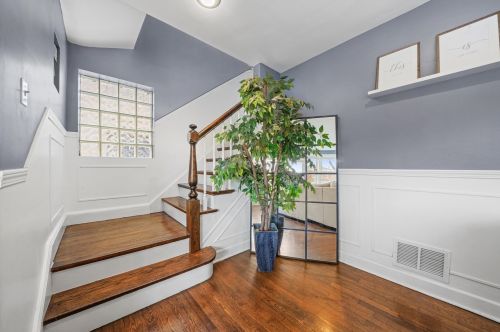 1844 Maple Ave, Forest View IL 60402-1252 exterior