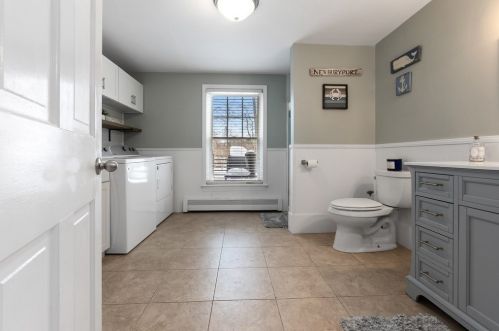 49 Grn St, Newbury MA 01950-2582 exterior