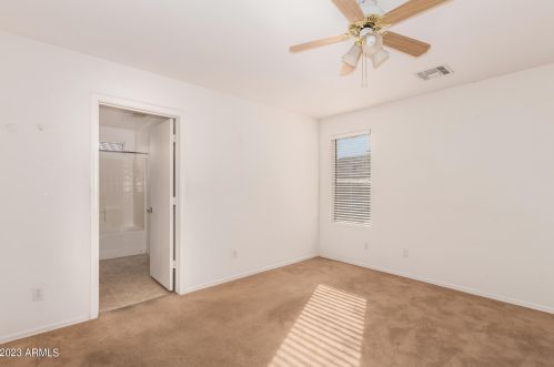 2318 65 Dr, Phoenix AZ 85033-5220 exterior