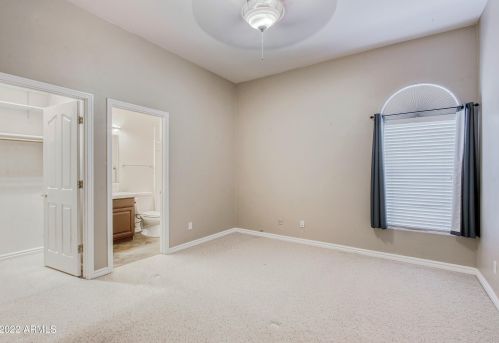 13810 34th St, Phoenix AZ  85032-5305 exterior