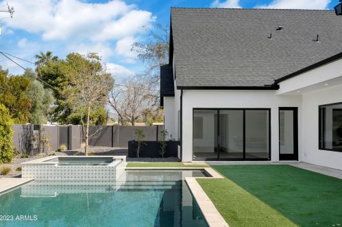 222 Belmont Ave, Phoenix AZ  85021-7229 exterior