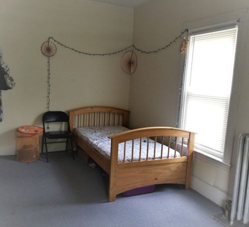 60 Florence St, Worcester MA 01610-1313 exterior