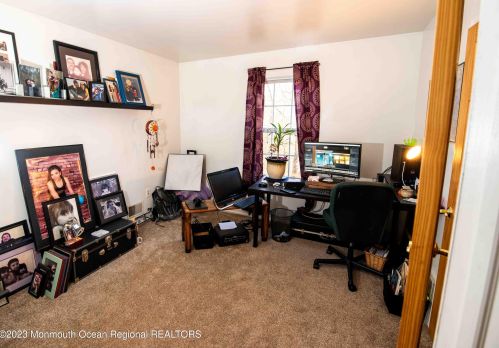 61 Lakeview Dr, Jackson Twp NJ 08527-2701 exterior