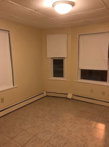 236 Haverhill St, Lawrence MA 01840-1406 exterior