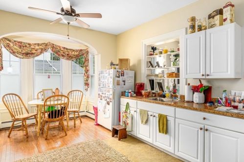 13 Blanchard Rd, Weymouth MA 02190-2840 exterior