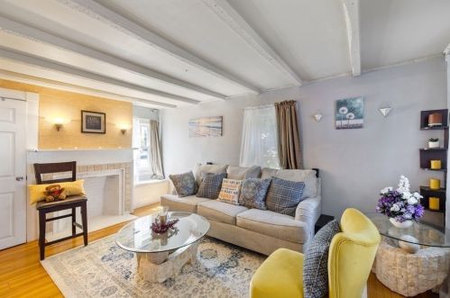 186 Mt Vernon St, Lawrence MA 01843-3302 exterior