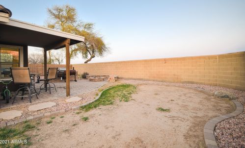 2251 63 Dr, Phoenix AZ 85033-1630 exterior