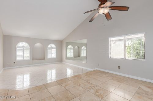 2619 55th Pl, Phoenix AZ  85008-1715 exterior