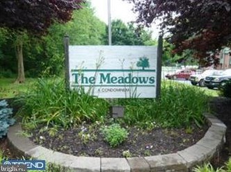 1017 Meadowview Ln, Phoenixville, PA 19453-5219