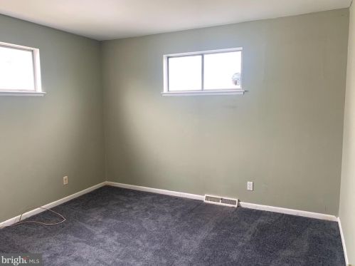 197 Lincoln Ave, West Deptford NJ 08066-1136 exterior