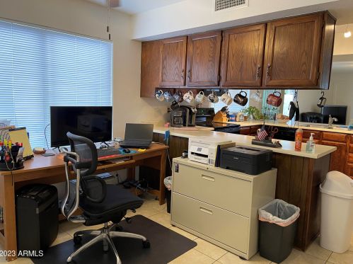 16017 34th Ave, Phoenix AZ 85051-1206 exterior