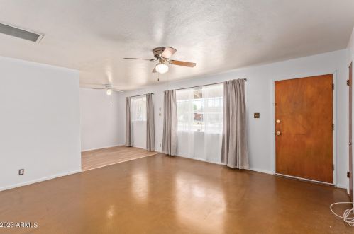 1741 Burgess Ln, Phoenix, AZ 85042-4515