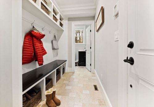 47 Goddard St, Newton MA 02461-1918 exterior