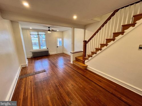 419 Markle St, Philadelphia PA  19128-3606 exterior