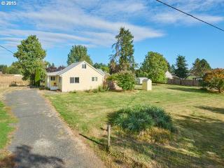 3760 Grandhaven Dr, Mcminnville OR  97128-9100 exterior