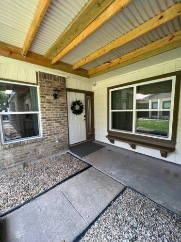 812 Pebble Beach Dr, Garland, TX 75043-5622