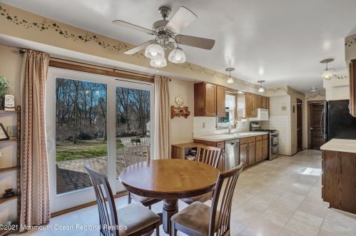 11 Red Cedar Ct, Jackson Twp NJ 08527-1351 exterior