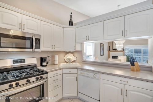 57 Smoke Tree Ter, Tinton Falls NJ 07701-6782 exterior