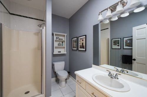 33 Franklin Rodgers Rd, Hingham MA 02043-2665 exterior